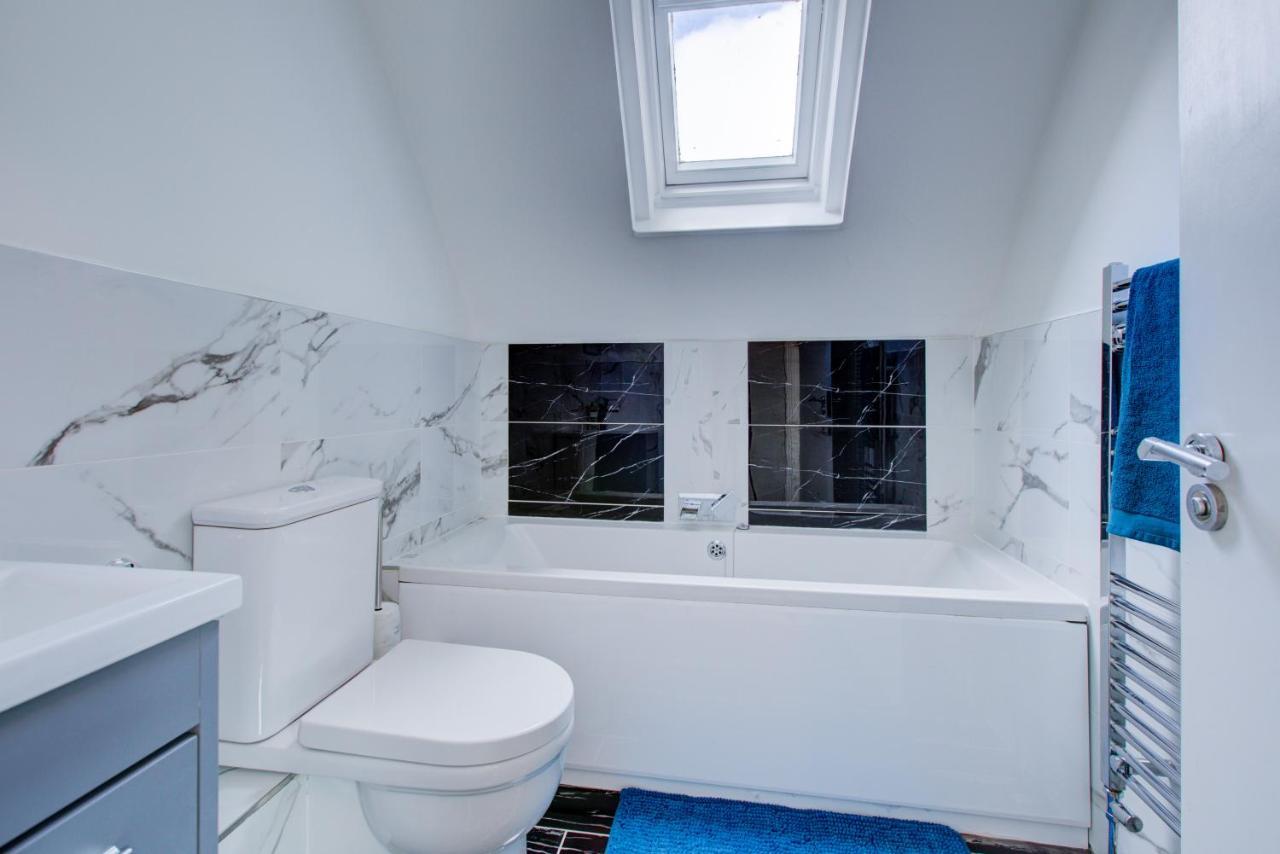 Luxury 3 Bedroom Apartment Close To Beach, Bournemouth & Meyrick Park ภายนอก รูปภาพ