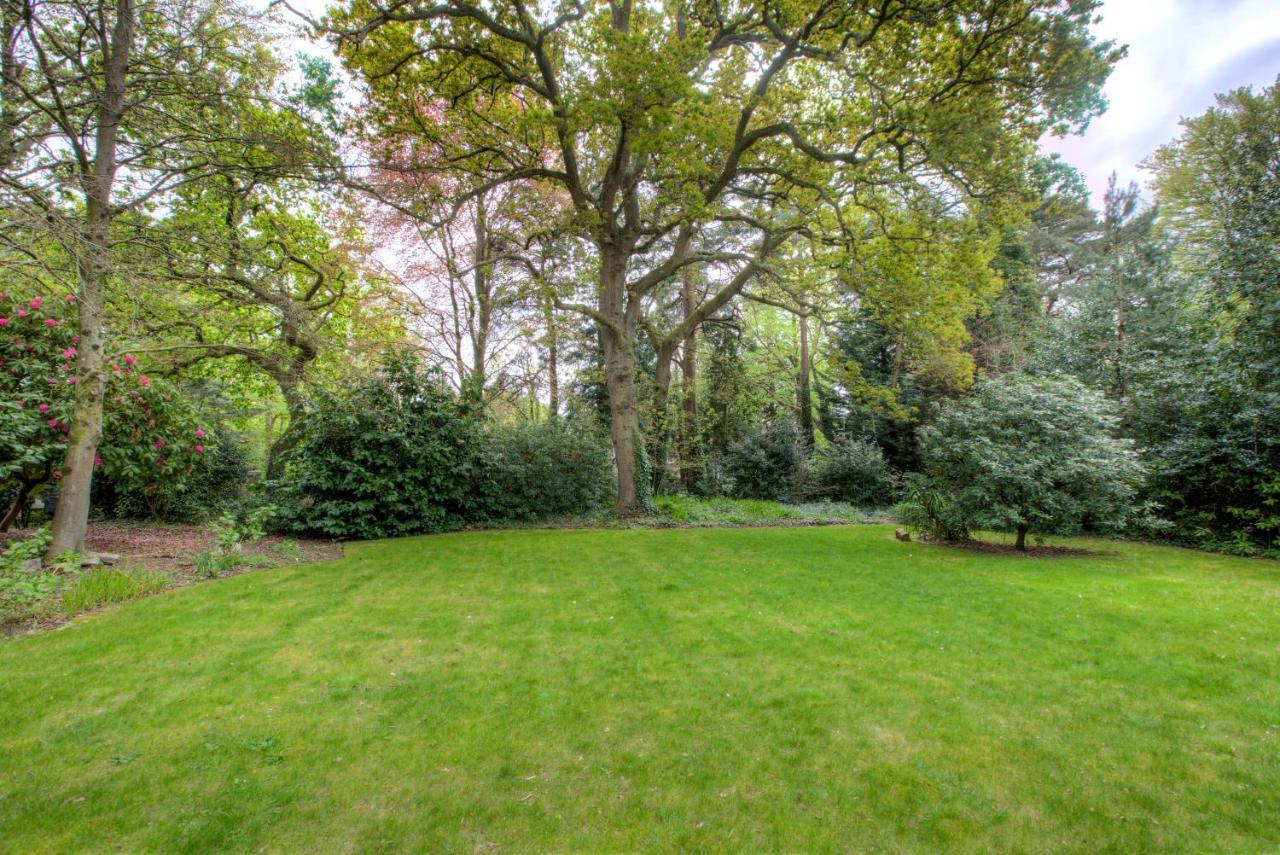 Luxury 3 Bedroom Apartment Close To Beach, Bournemouth & Meyrick Park ภายนอก รูปภาพ